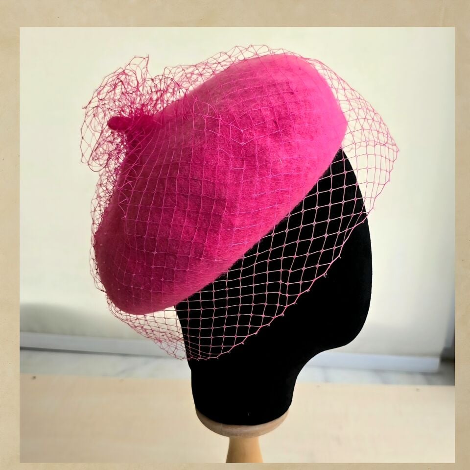 Amata Pembe Renk Ressam Bere Yetişkin Boy