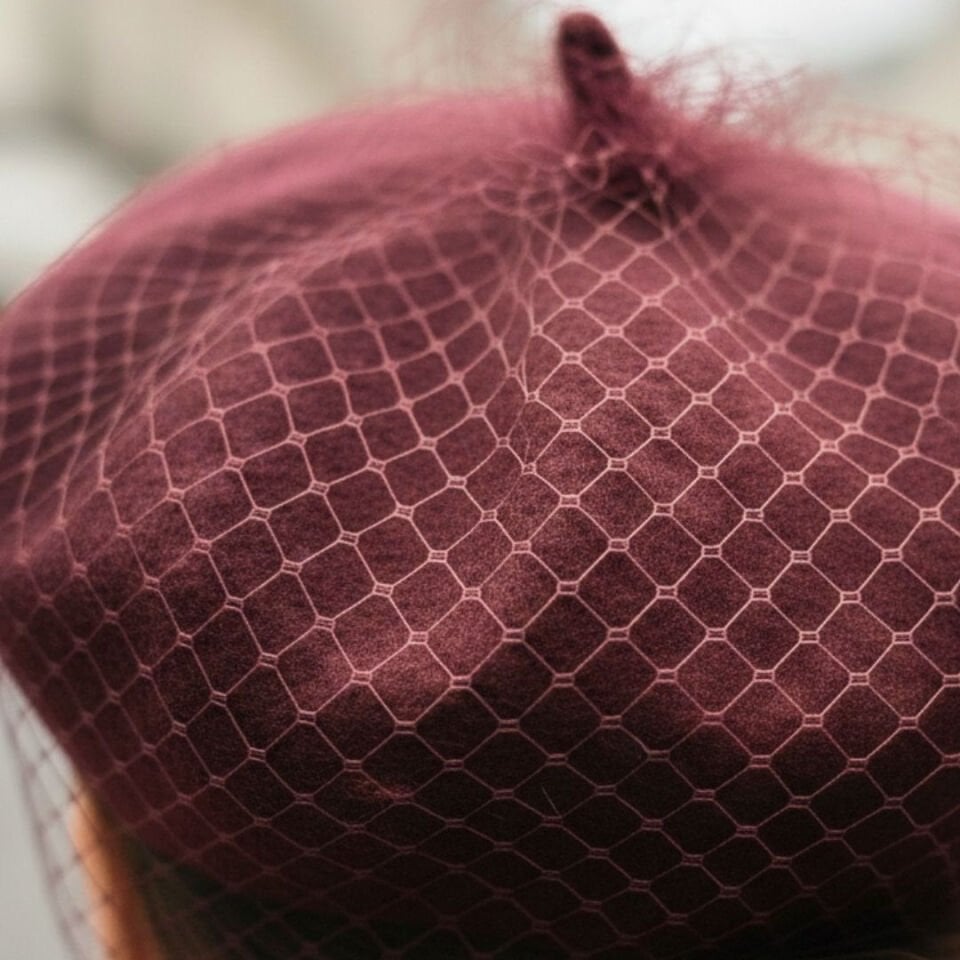 Amata Mürdüm Bordo Renk Ressam Bere Yetişkin Boy M Beden