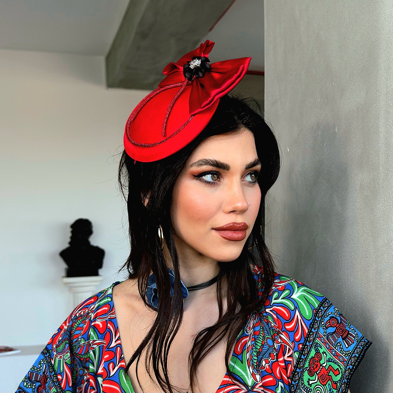 Hazel Kırmızı Renk Vualet 20 cm