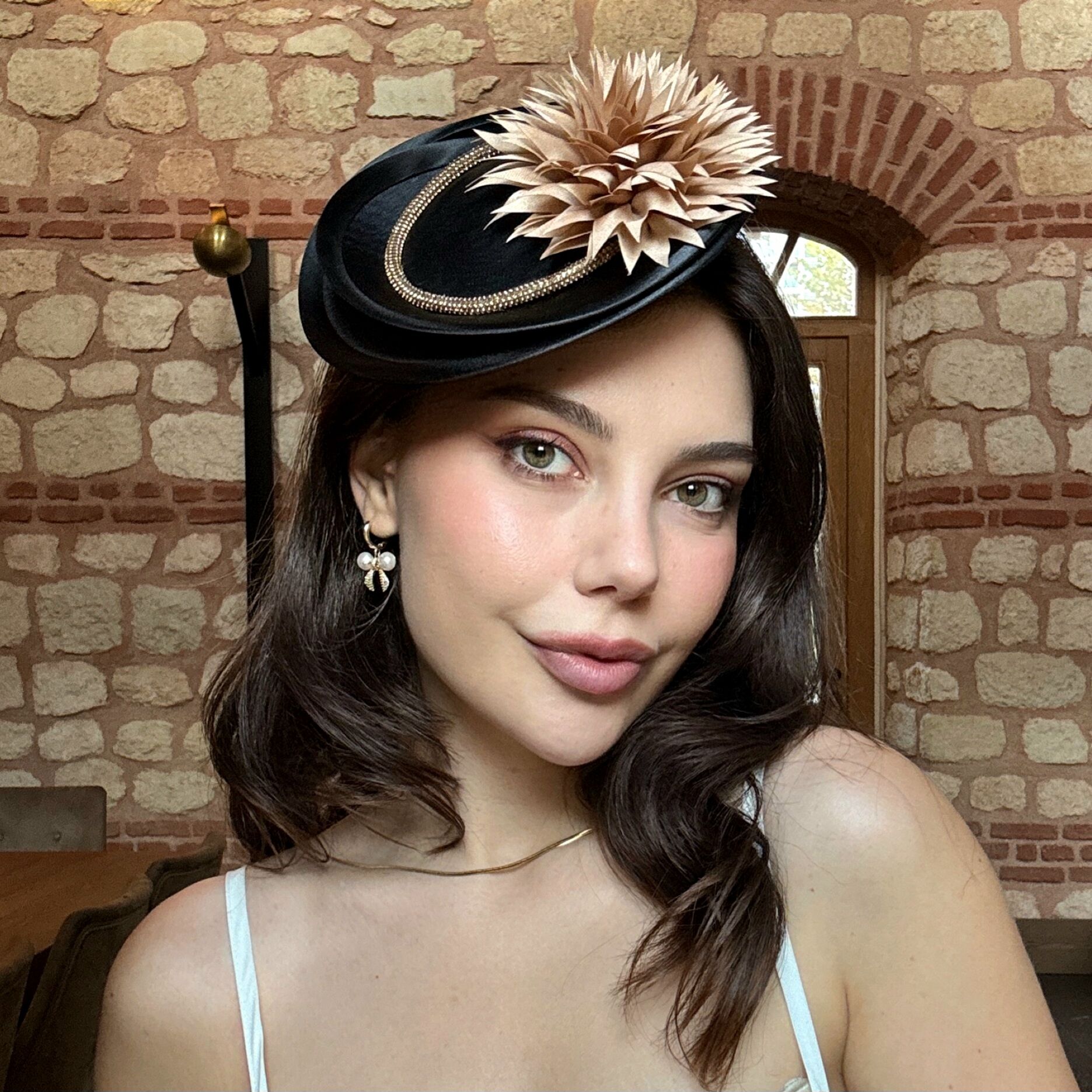 Reneta Siyah Gold Renk Vualet 20 cm