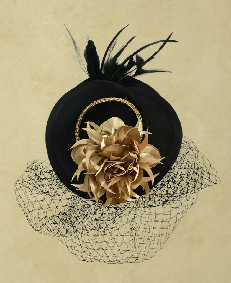 Reneta Siyah Gold Vualet 20 cm