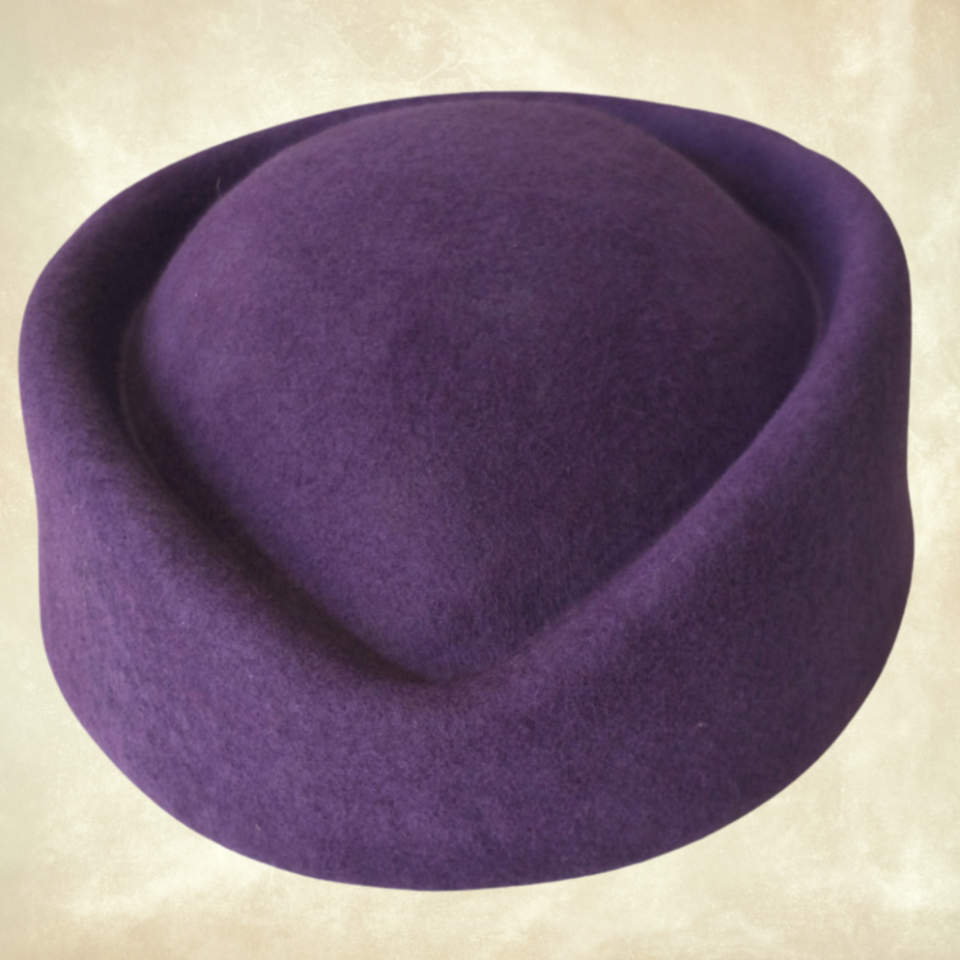 Hostes Mor Renk Vualet Şapka