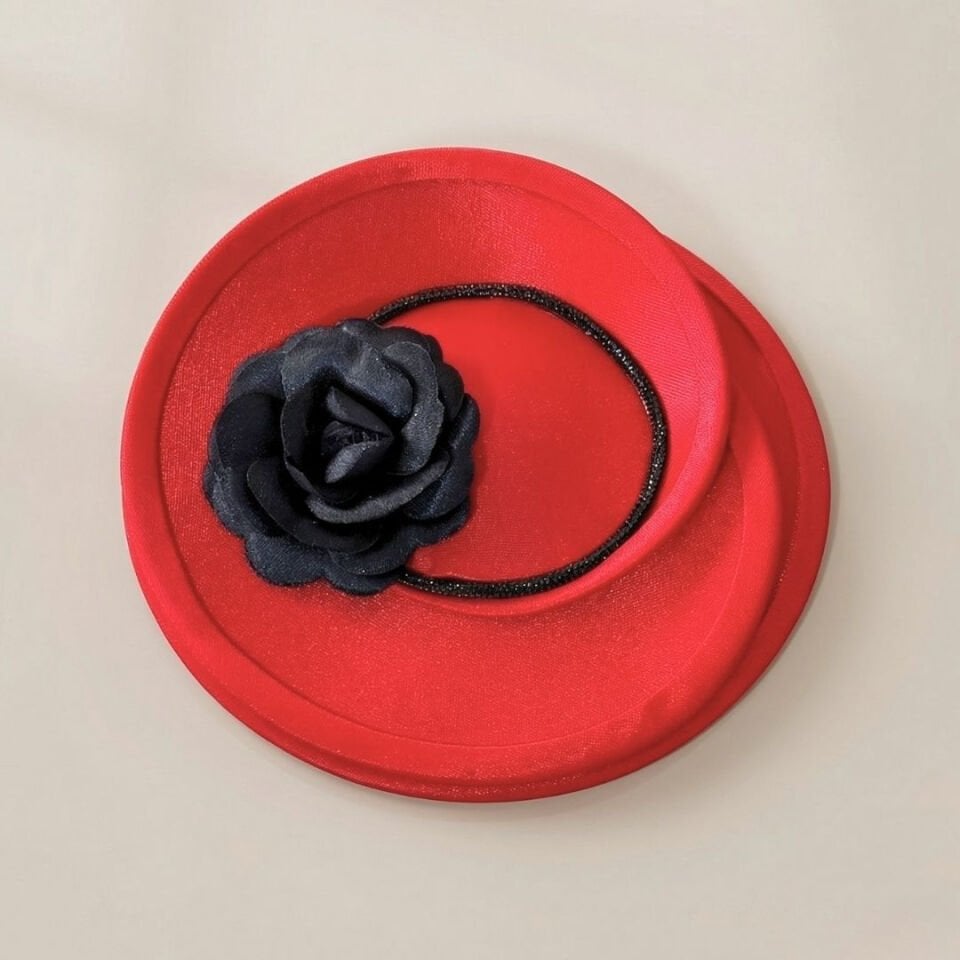 Reneta Kırmızı Siyah Renk Vualet 20 cm