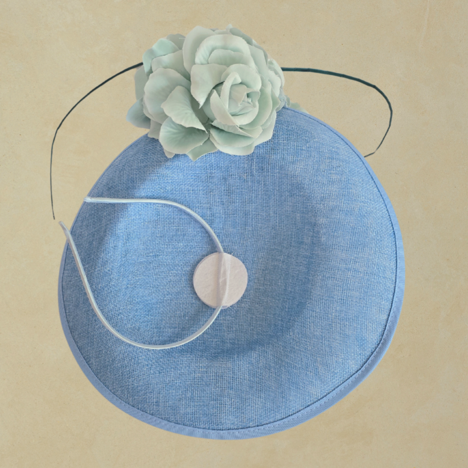 Kate Mavi Renk Vualet Şapka 30 cm