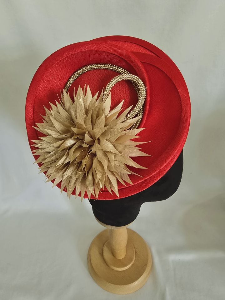 Reneta Kırmızı Gold Renk Vualet 20 cm