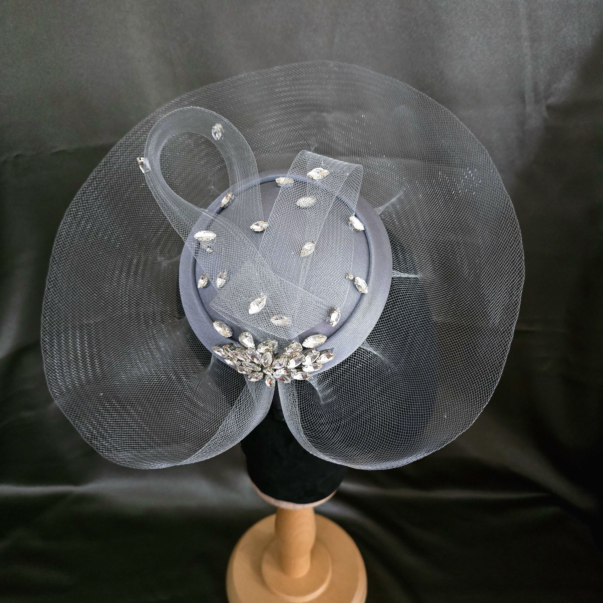 Rose Gri Renk Vualet 30 cm