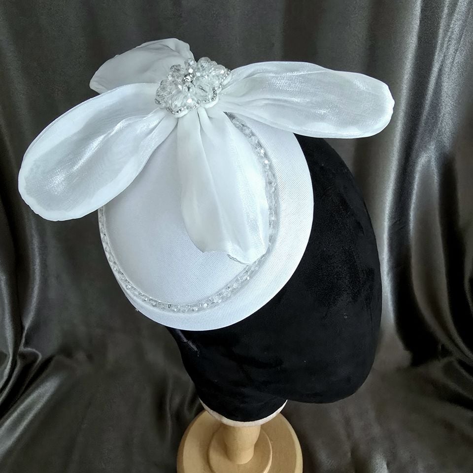 Hazel Beyaz Renk Vualet 20 cm