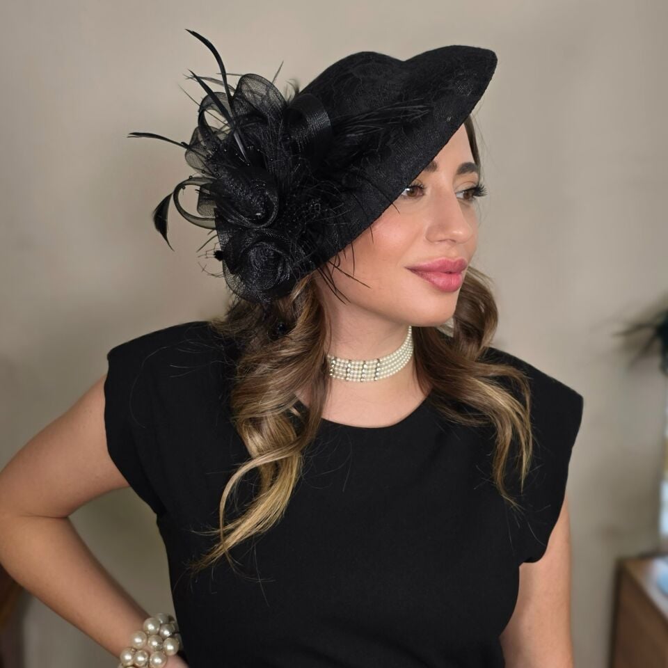 Annabel Siyah Renk Dantel Vualet Şapka 28 cm