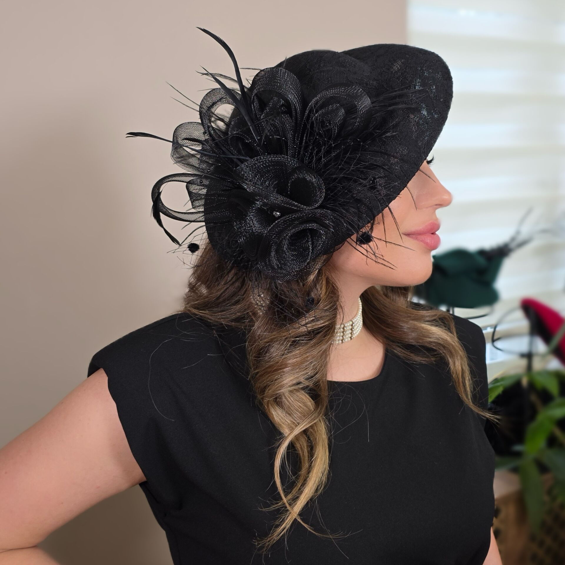 Annabel Siyah Renk Dantel Vualet Şapka 28 cm