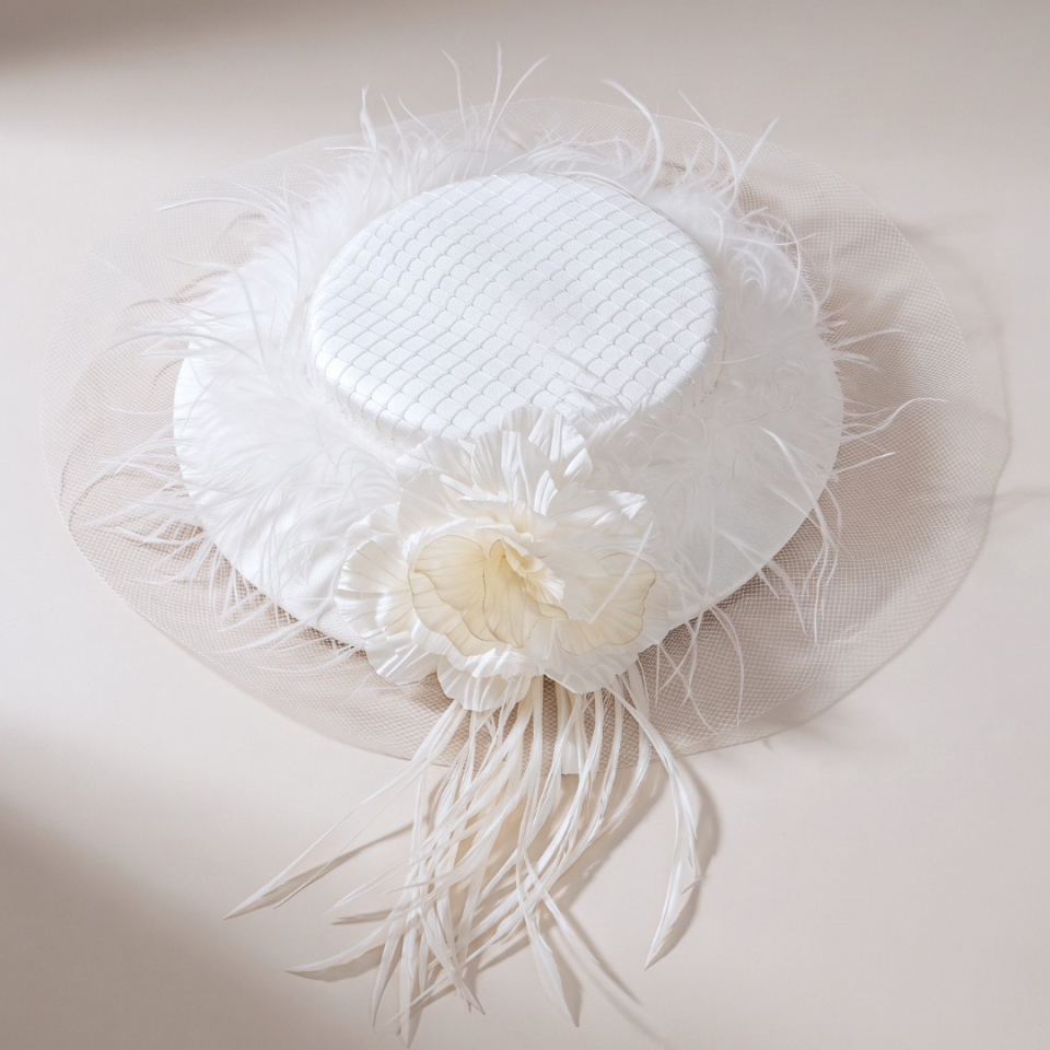 Flower D İnci Beyaz Vualet Şapka 35 cm