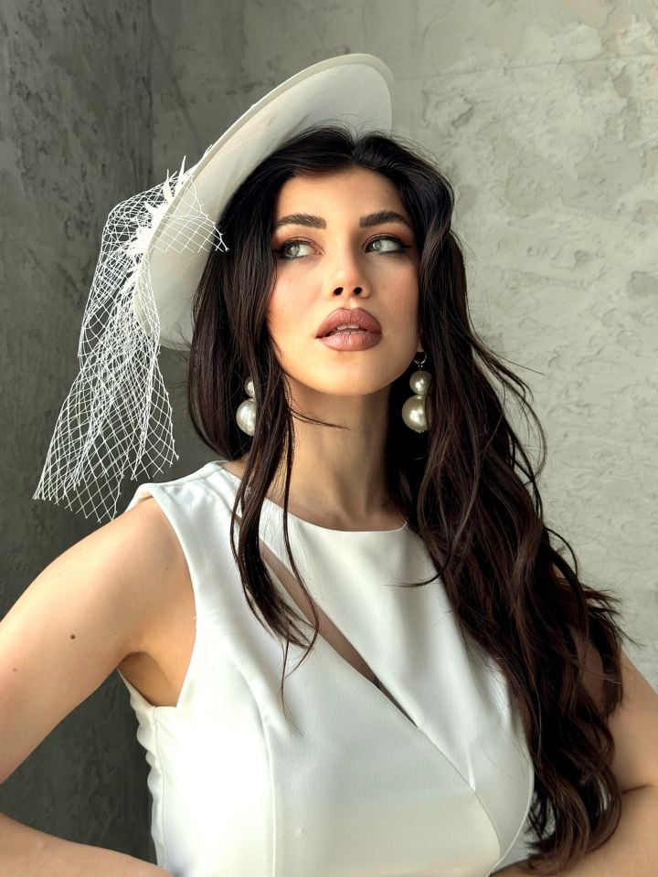 Adel G Beyaz Renk Vualet 30 cm