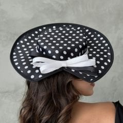 Valerie Siyah Beyaz Renk Puantiyeli Vualet Şapka 30 cm