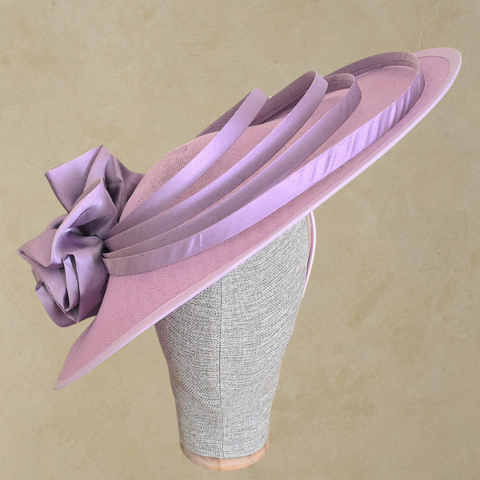 Mathilda Lila Renk Vualet 45 cm Özel Şapka Kutulu