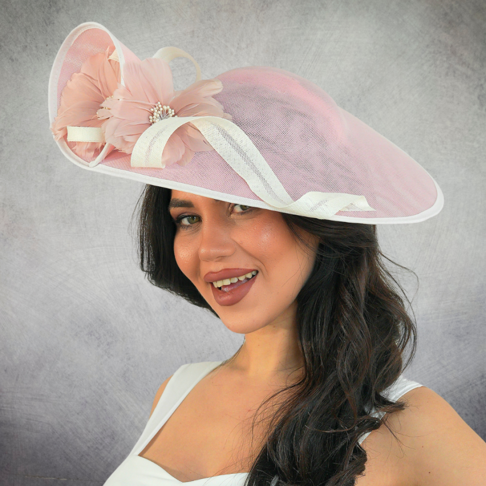Lilly Pembe Ekru Renk Vualet Şapka 45 cm Özel Şapka Kutulu