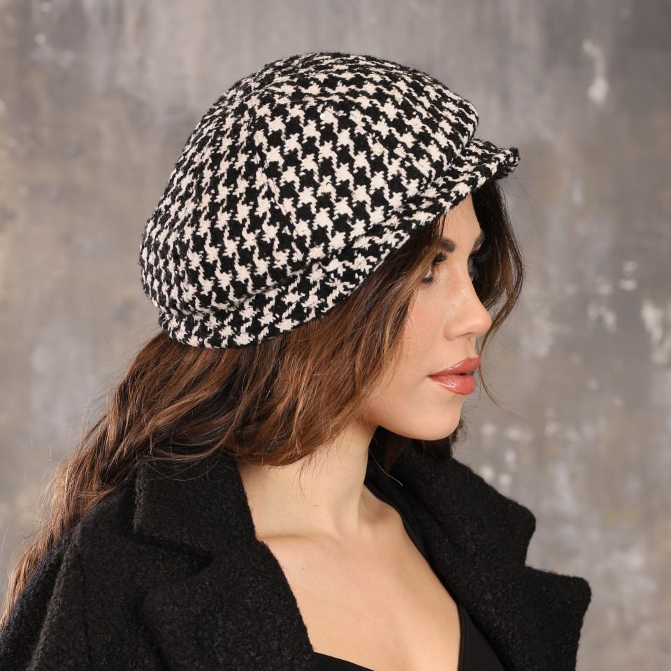 Serena Siyah Ekru Renk Desenli Şapka