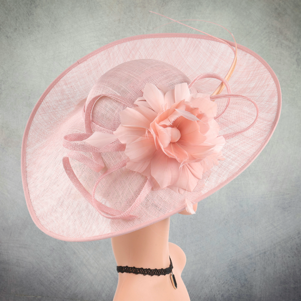 Esmee Pudra Pembe Renk Vualet Şapka 45 cm Özel Şapka Kutulu