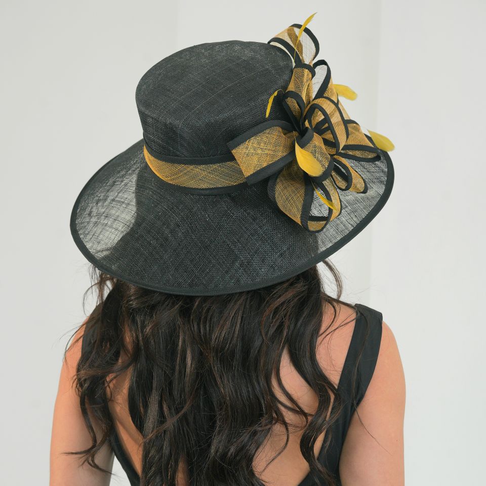 Rayne Siyah lightgold Renk Elegan Şapka 40 cm Özel Şapka Kutulu