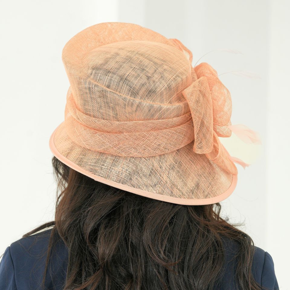Rayne Pudra Somon Renk Elegan Şapka 32 CM Özel Şapka Kutulu