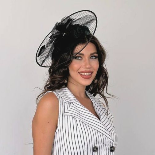 Clara Siyah Renk Vualet Şapka 30 cm