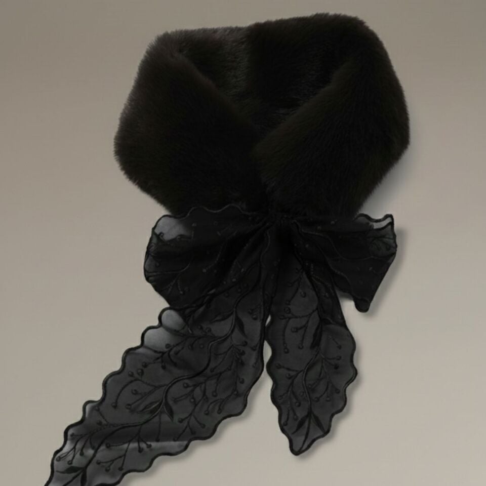 Peluş Siyah Renk Yaka