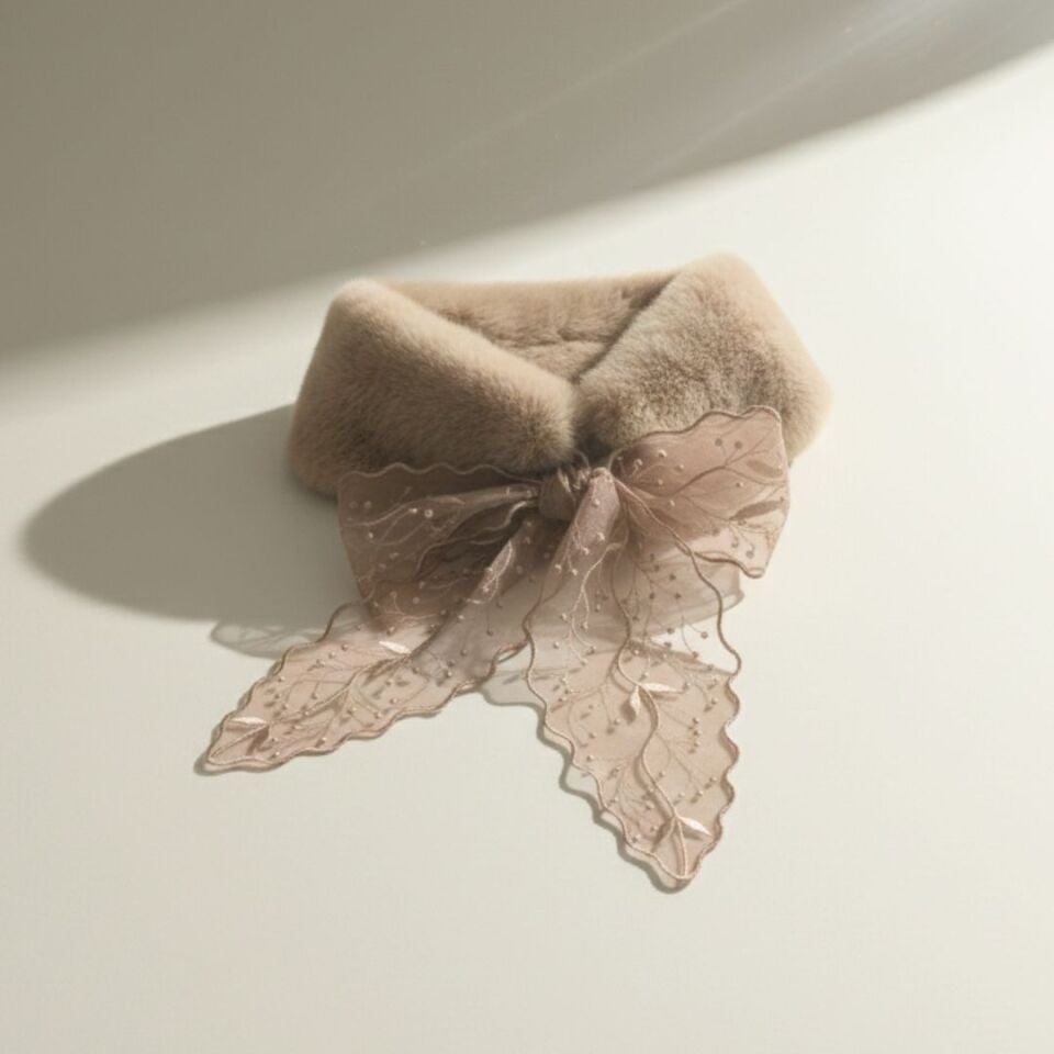 Peluş Capicino Renk Yaka