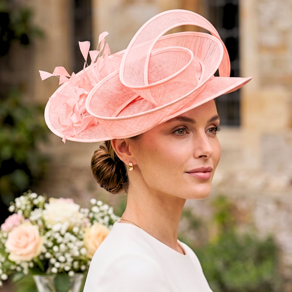 Camilla  Pembe Renk Vualet Şapka 35 cm