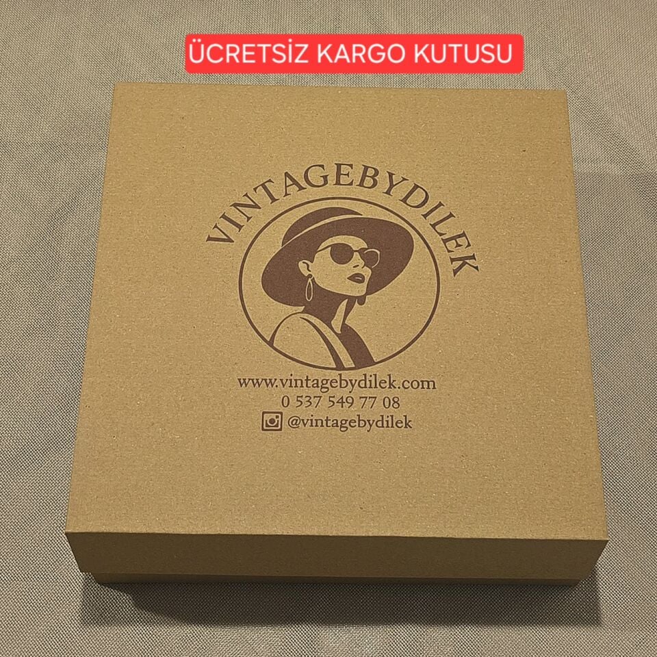 Yeşil Gold Renk Kadife Taç