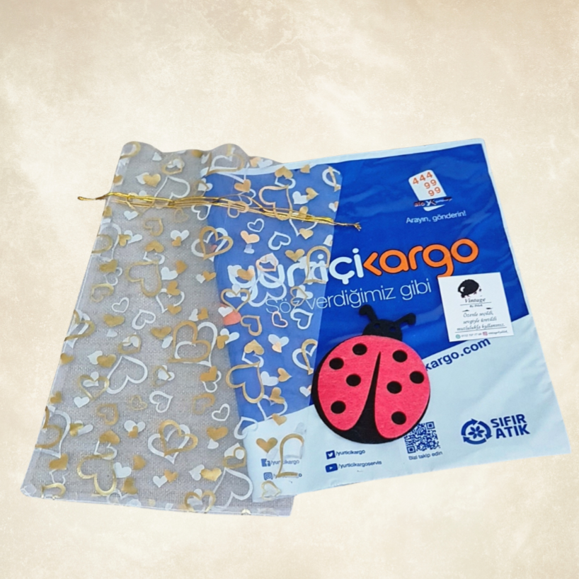 Kırık Beyaz Renk Coton Yaka Çift Kat