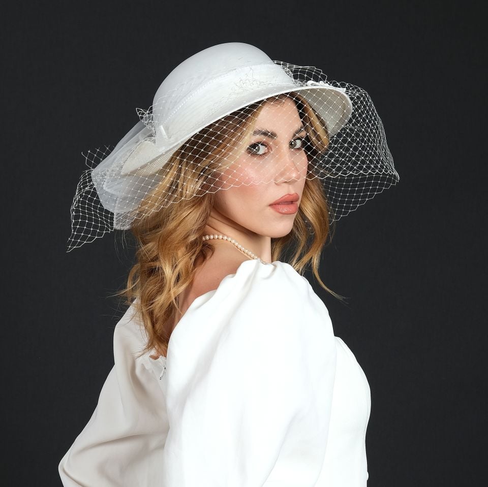 Adel C - Beyaz Renk Vualet Şapka 58 cm
