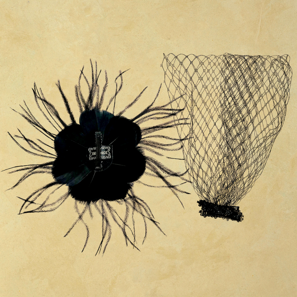 Adel J Siyah Renk Alternatifli Vualet