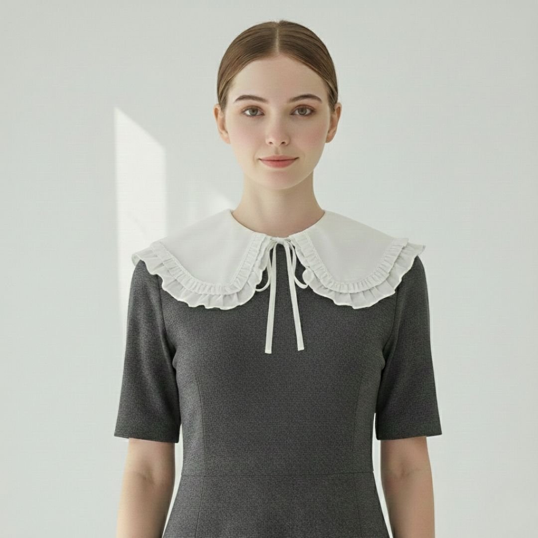 Kırık Beyaz Renk Coton Şifon Tek Fırfırlı Yaka