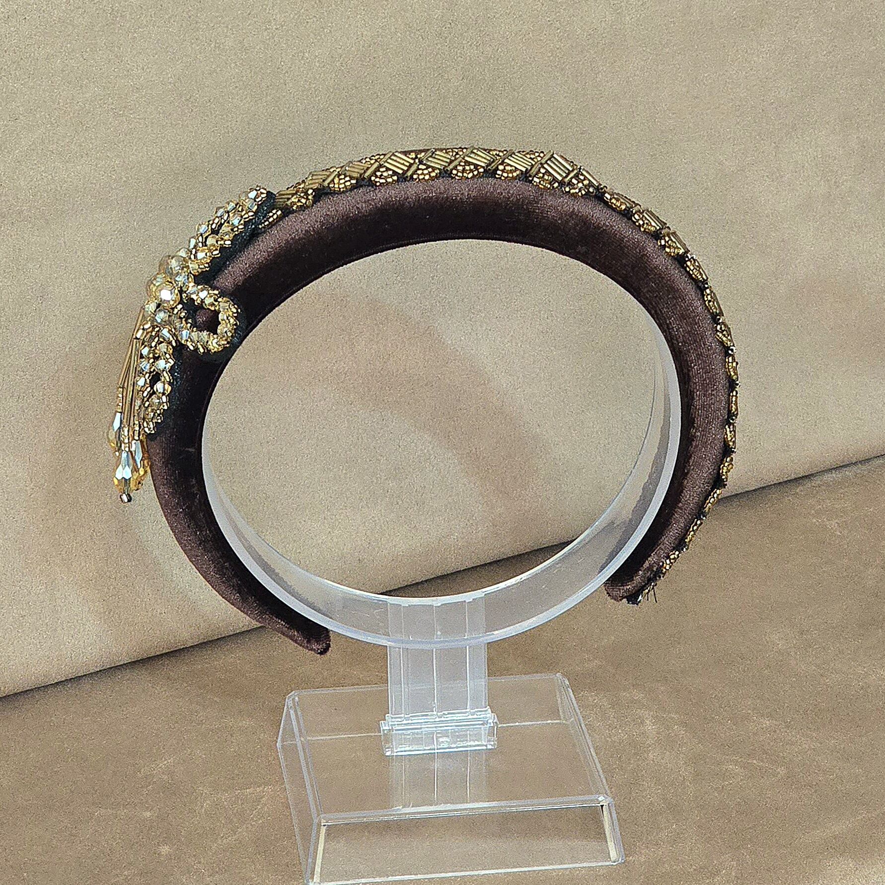 Mila Kahverengi  light  gold Renk Taç