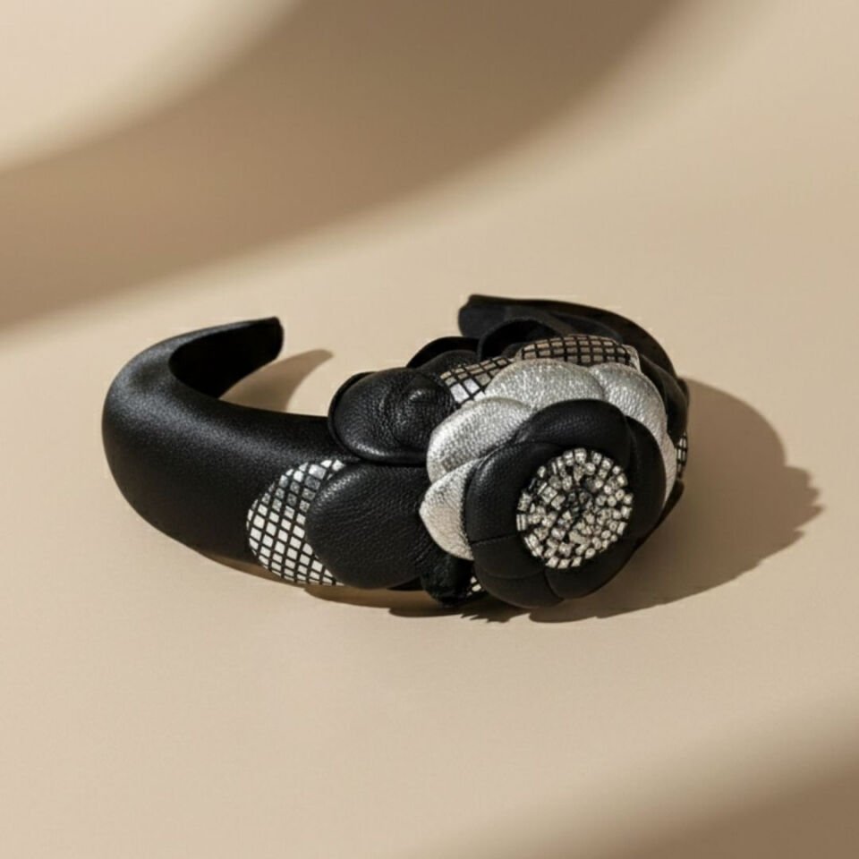 Mila Siyah Renk Taç