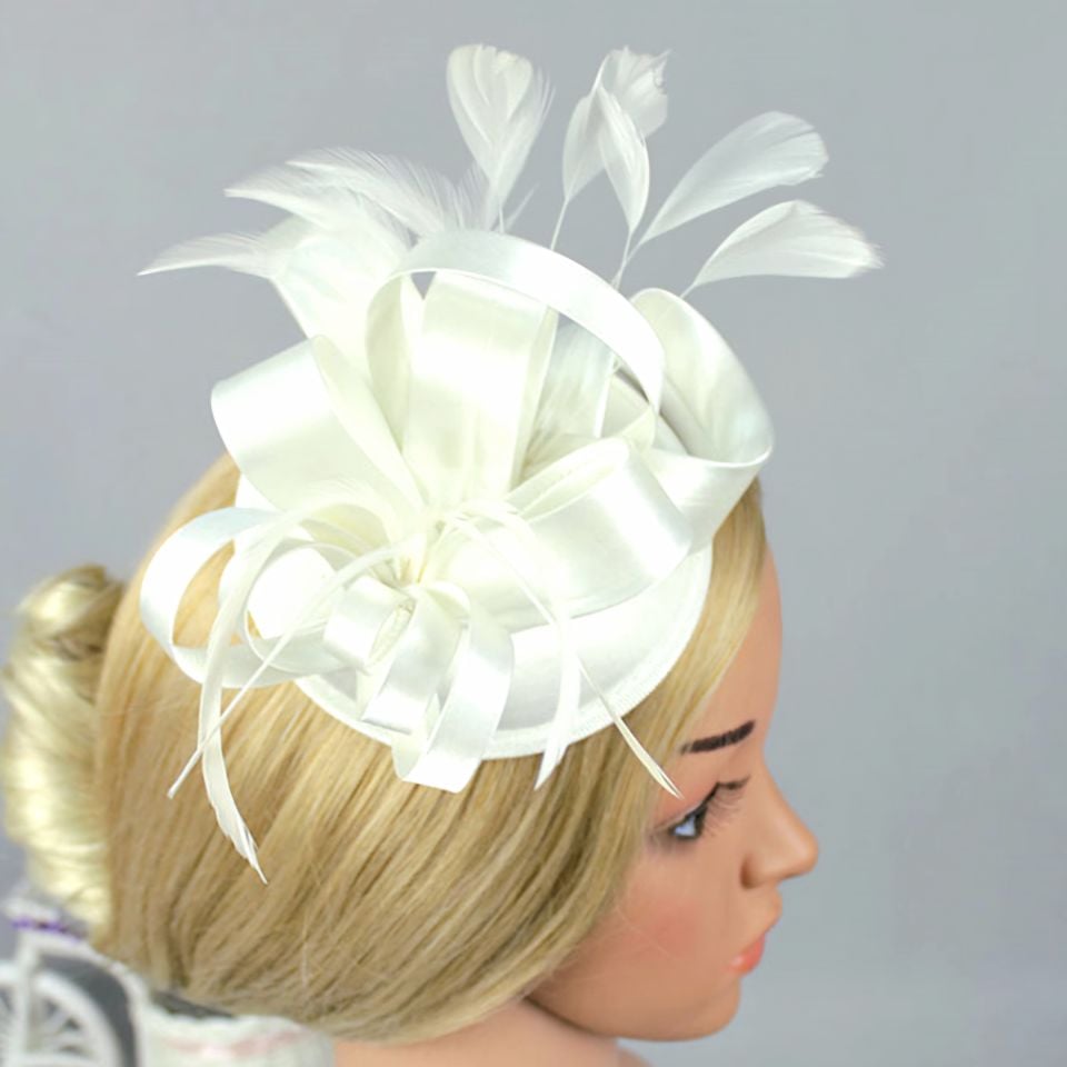 Mary Krem Renk Vualet 16 cm