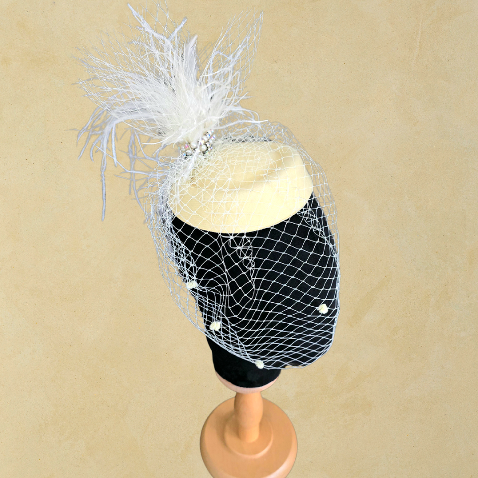 Nadia Krem Renk Vualet 16 cm