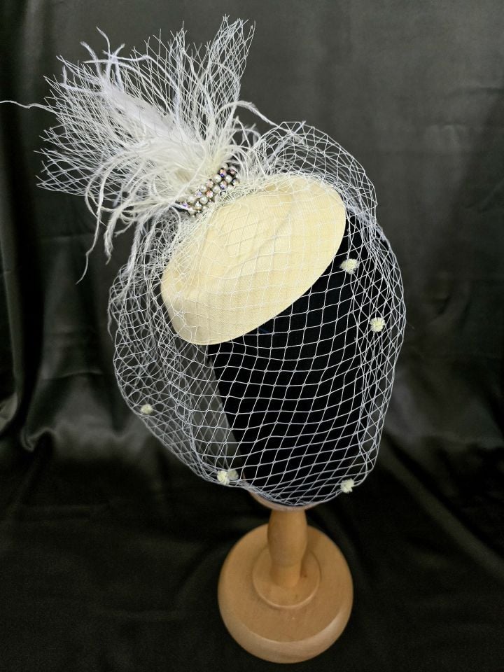 Nadia Krem Renk Vualet 16 cm