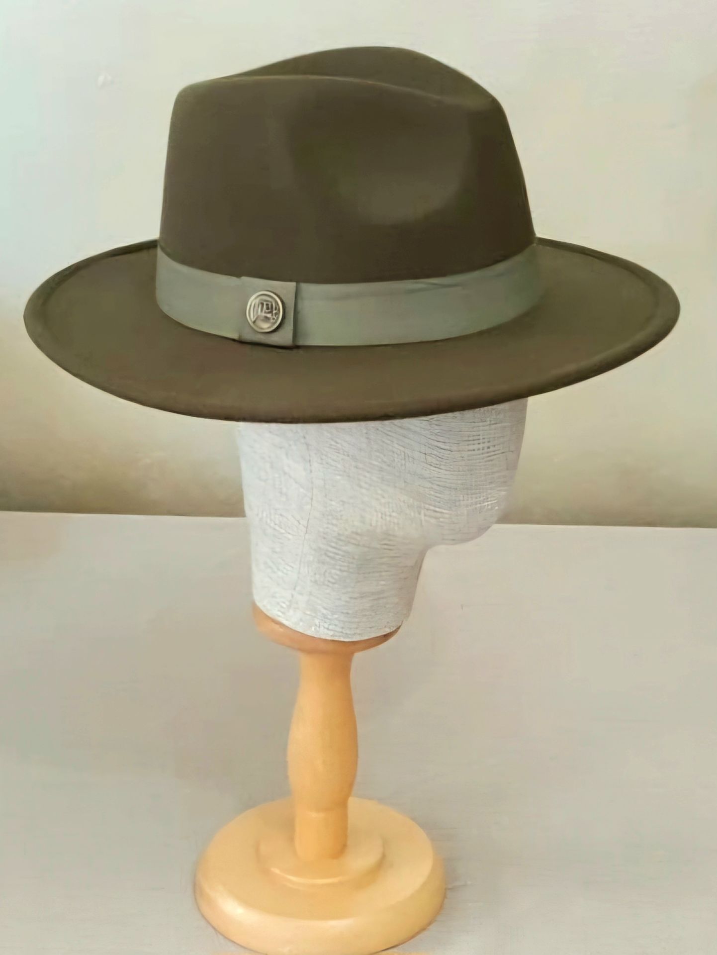 Fötr Haki Yeşil Renk Şapka 8 cm Kenarlı