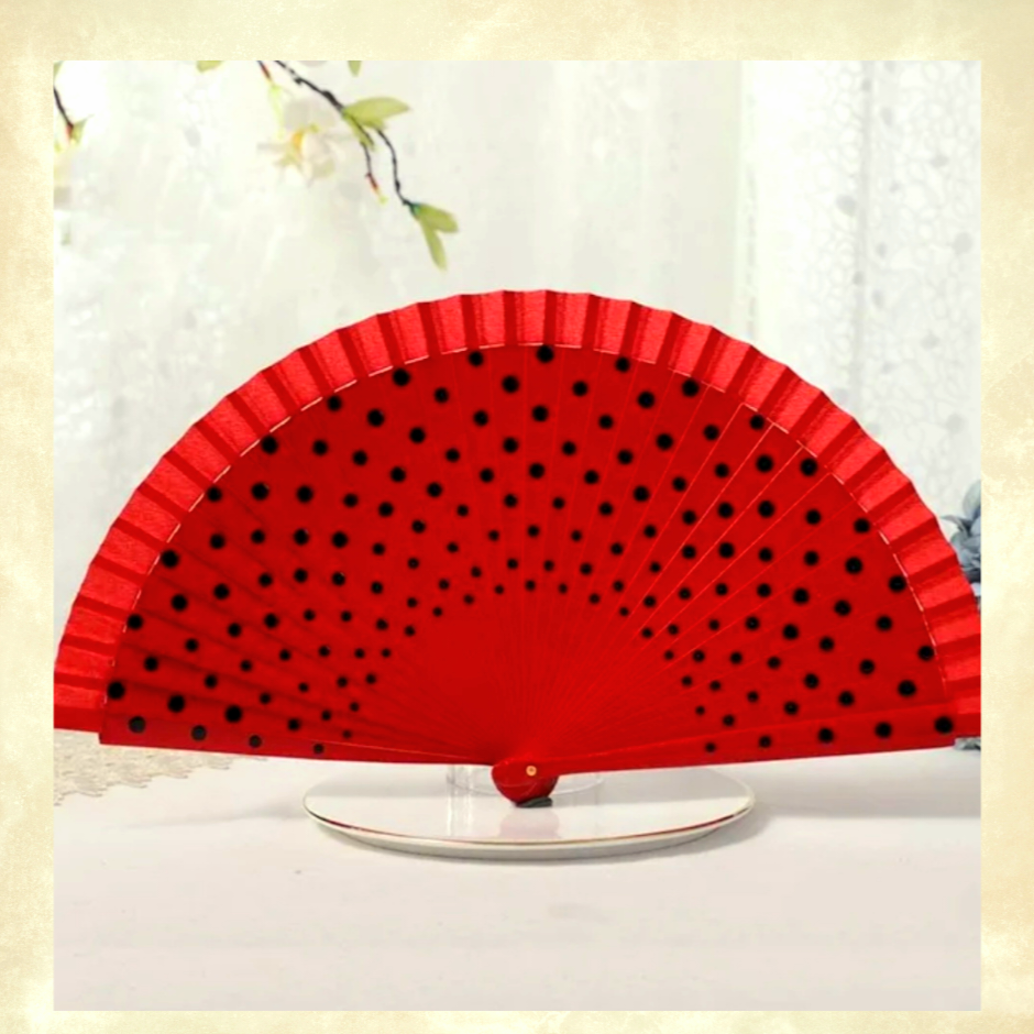 Kırmızı Renk Puantiyeli Bambu Yelpaze Özel Kutulu