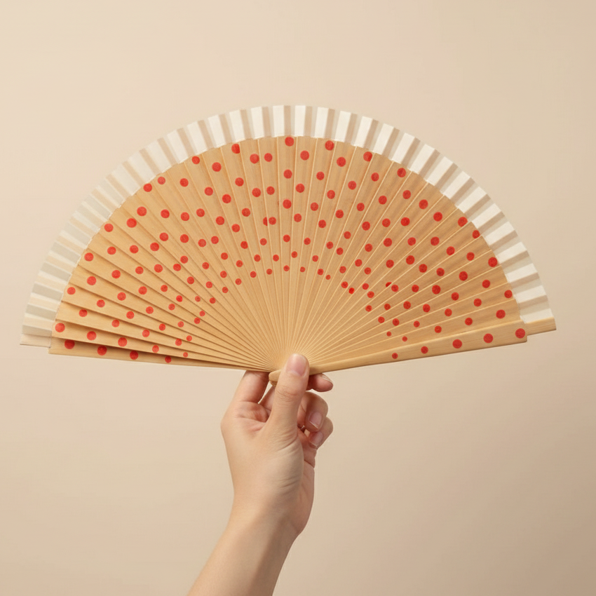 Bej Renk Puantiyeli Bambu Yelpaze Özel Kutulu