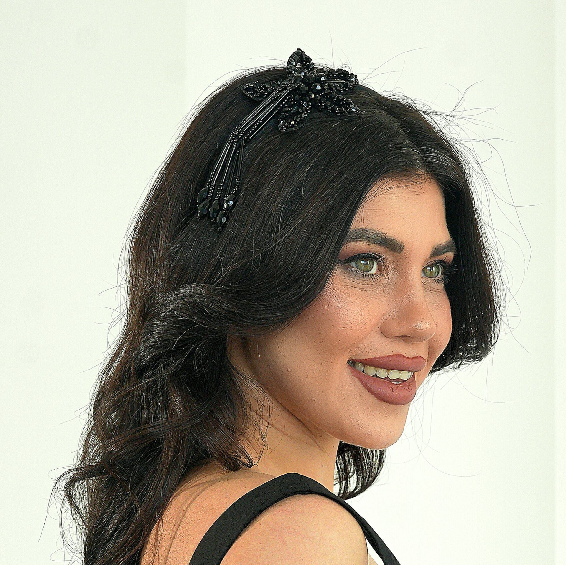 Yıldız Taç Siyah Renk