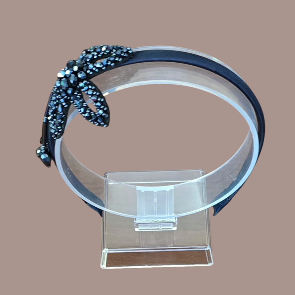 Mila Yıldız Taç Lacivert Renk