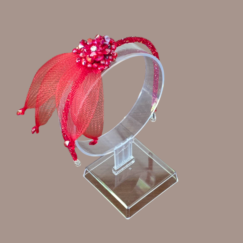 Kırmızı  Renk Taç