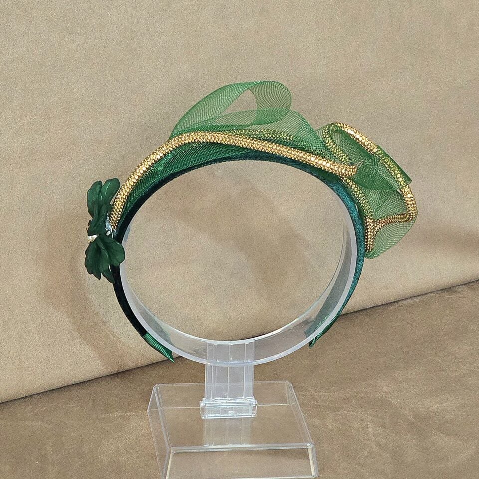 Mila Yeşil Renk Kadife Taç