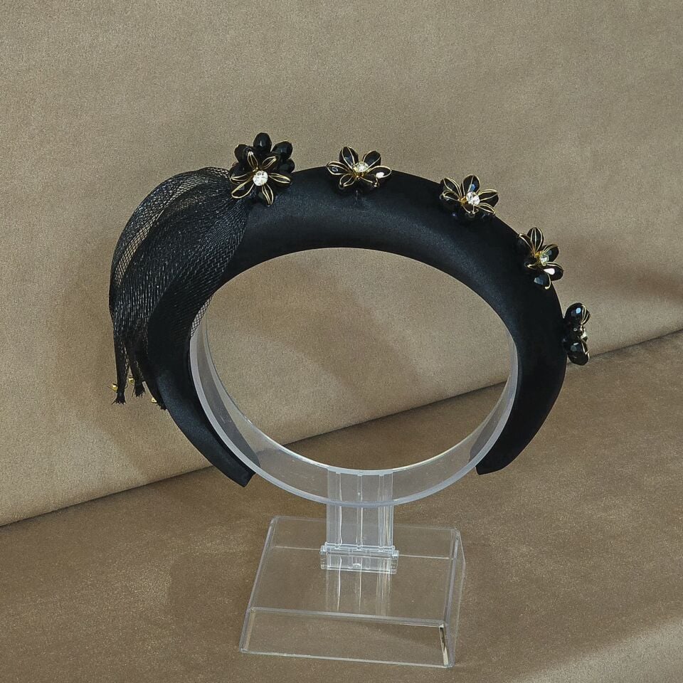 Mila Siyah Renk Taç