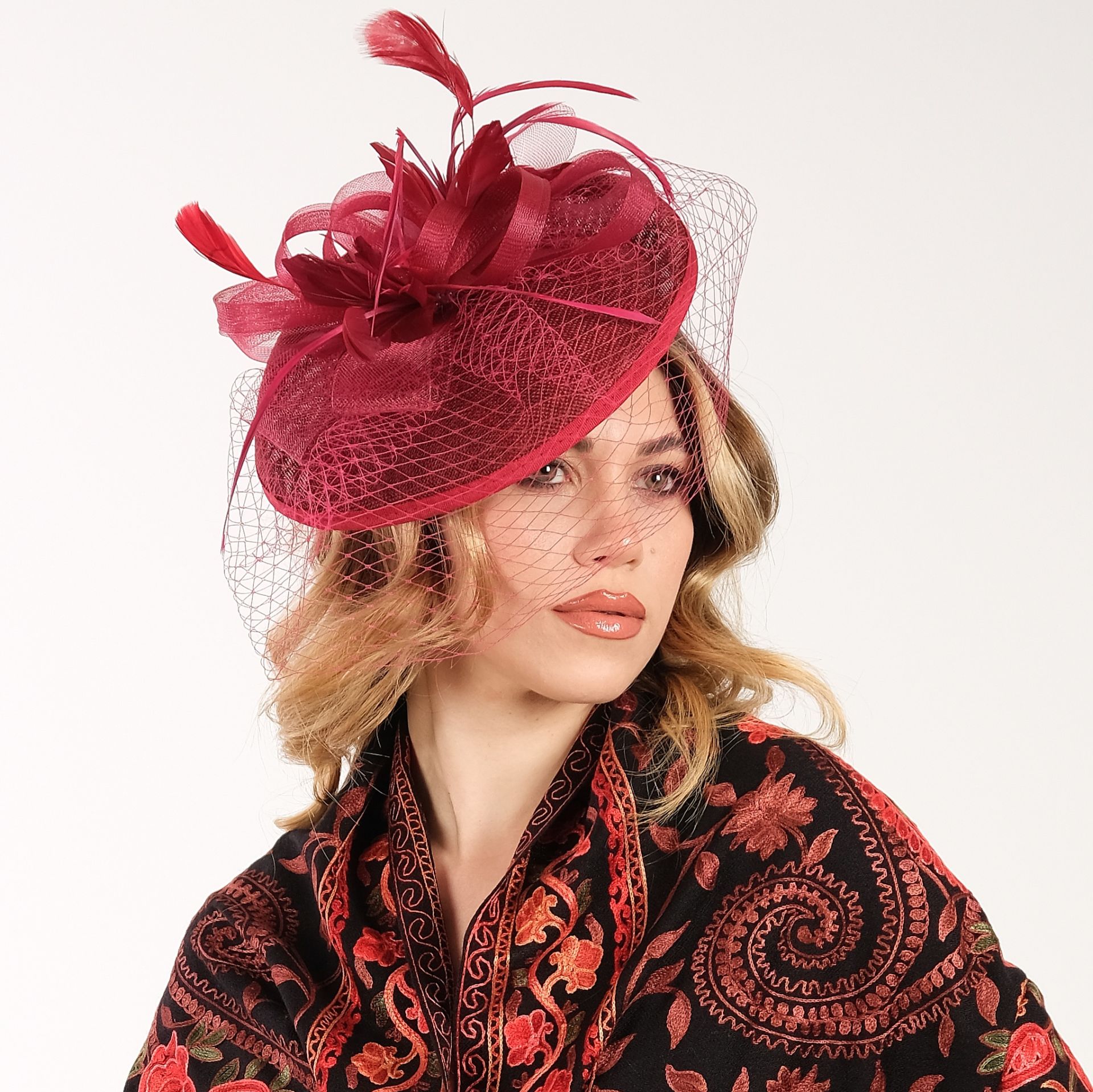 Patrice Bordo Renk Vualet Şapka 25 cm