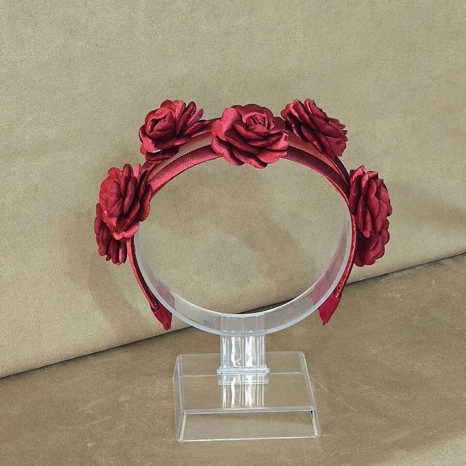 Mila Bordo Renk Taç