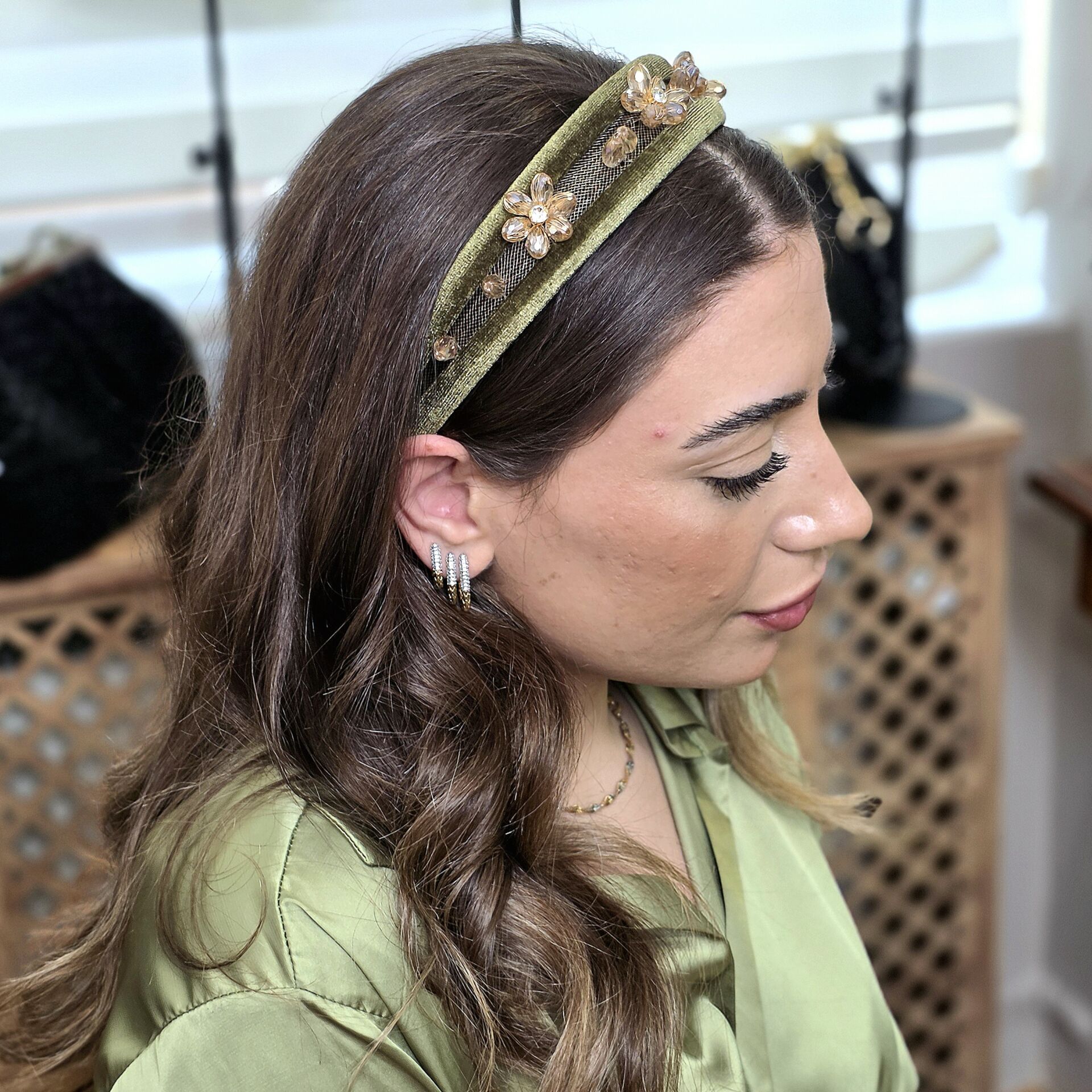 Mila Yeşil Renk Taç