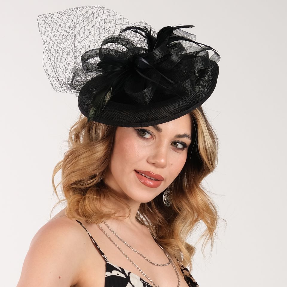 Patrice Siyah Renk Vualet Şapka 25 cm