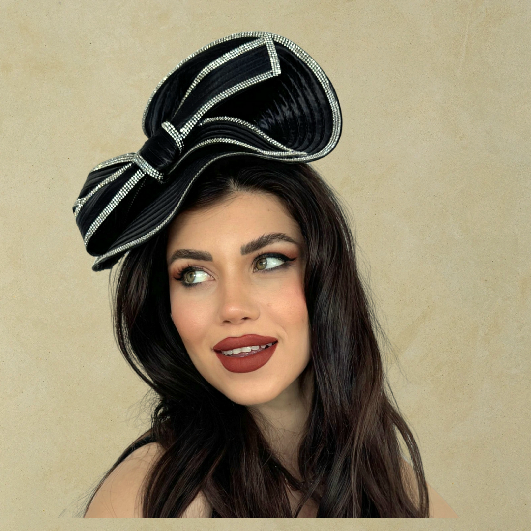 Clara Siyah Renk Vualet Şapka 28 cm