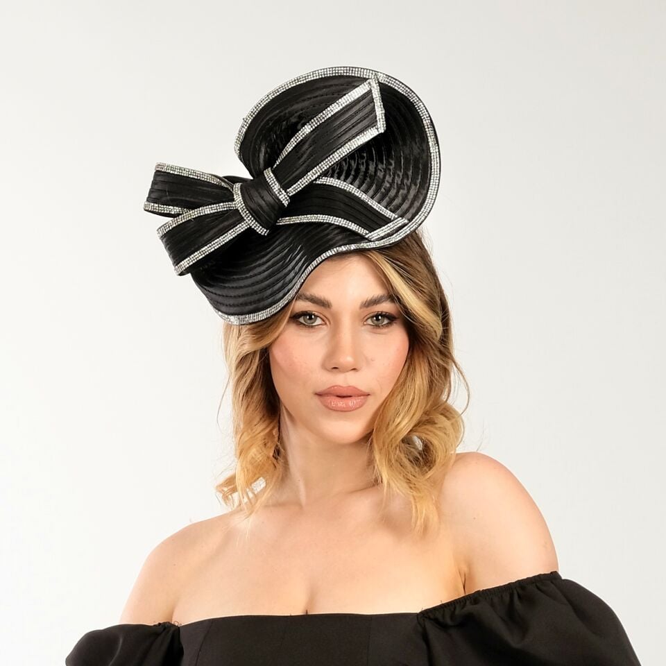 Clara Siyah Renk Vualet Şapka 28 cm